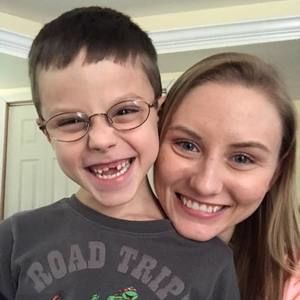 Meet your Posher, Holly